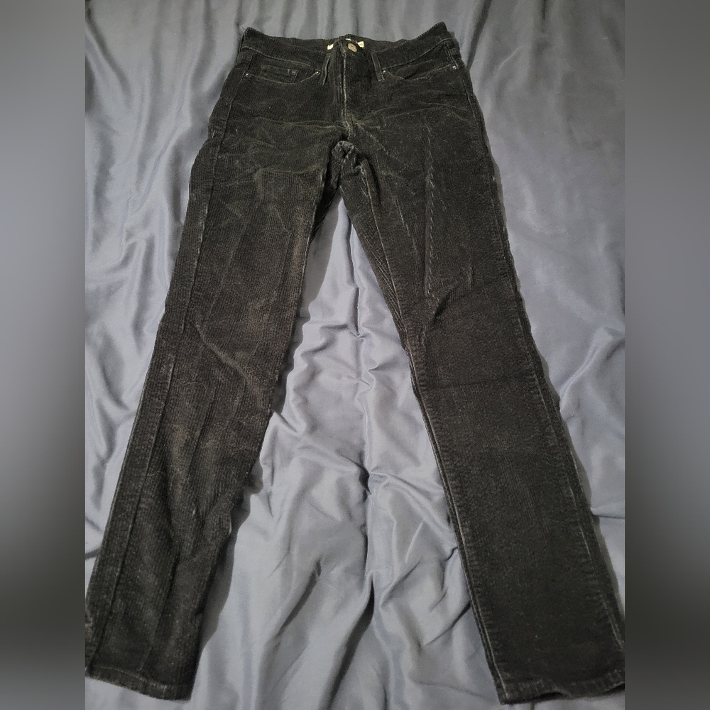 Levis 311 shaping skinny pants. Black corduroy, size 29 X 30.